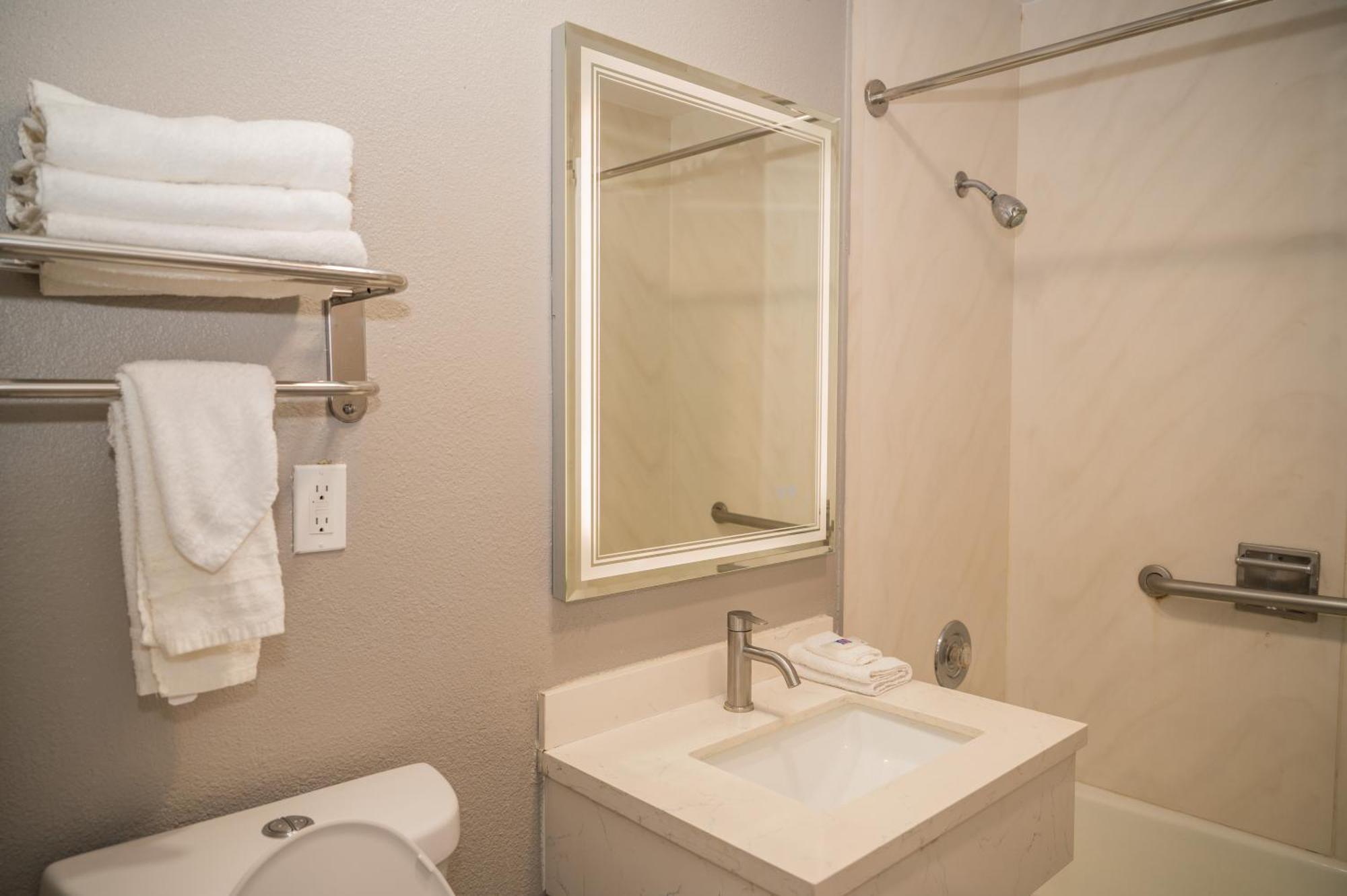 Hotel 6 Soledad, Ca